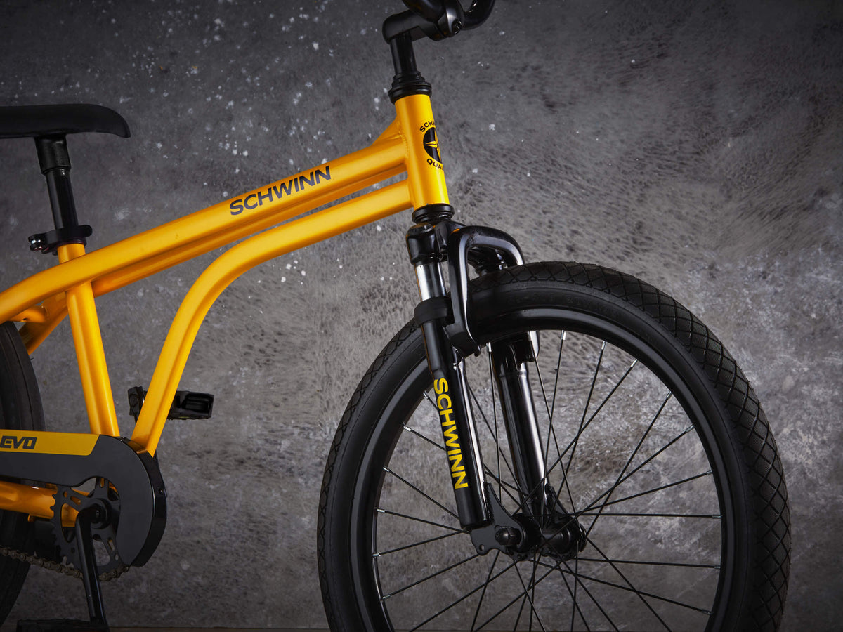 Schwinn Krate Evo – Bicicleta clásica para niños ruedas de 16 pulgadas niños  y niñas de 3 a 5 años ruedas de entrenamiento extraíbles frenos de – Yaxa  Guatemala